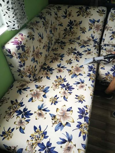 Професионално пране на дивани и столове 20